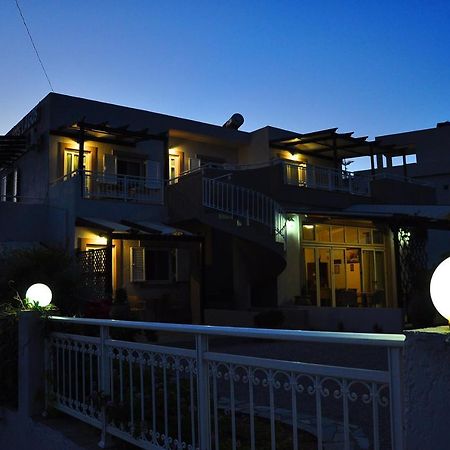 Lagos Studios & Apartments Палекастрон Экстерьер фото